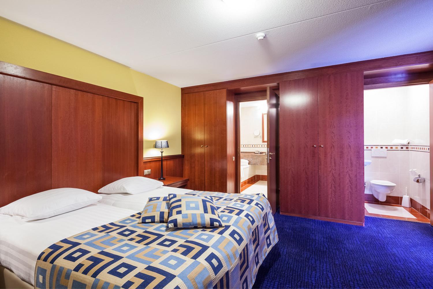 Van Der Valk Hotel Emmen 뉴암스테르담 외부 사진